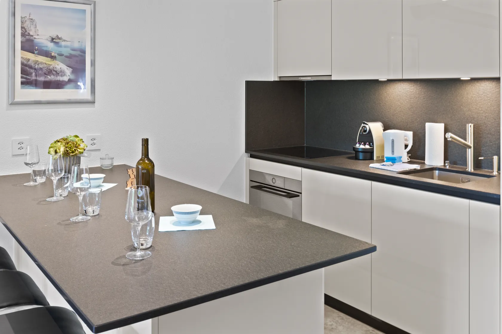 Cuisine impeccable, prête à accueillir après le passage de Heiwa Cleaning