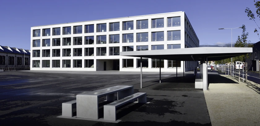 Immeuble vitré